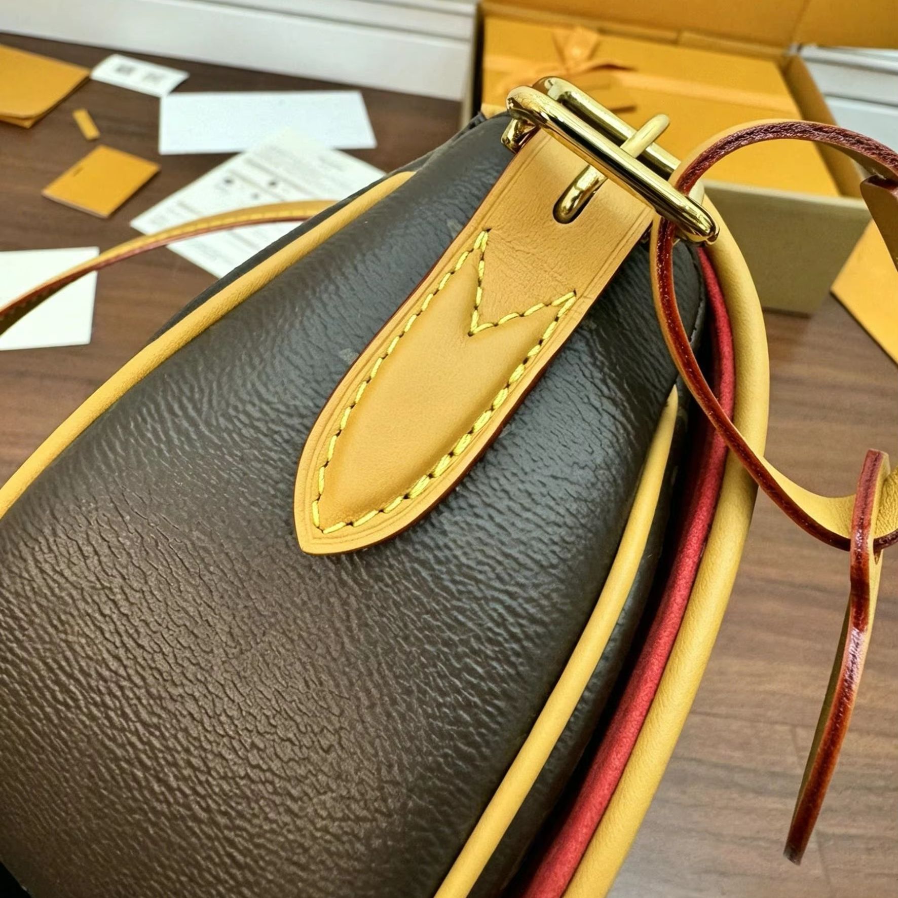 Tote Bag Leather Monogram - Monogram Canvas Cylindrical Crossbody Bag, Luxury