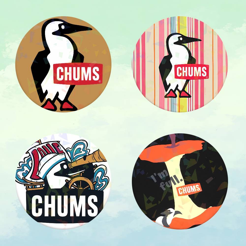 Luxury Bags Japan - Fashion Classic C-Chums Luxurious Badge Brooch