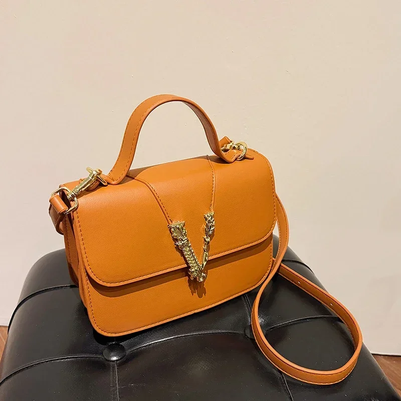 Popular Women's Shoulder Bag M - Luxury Bags Sale ulasan dan harga